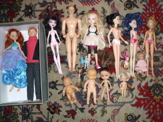 Куклы Барби  много